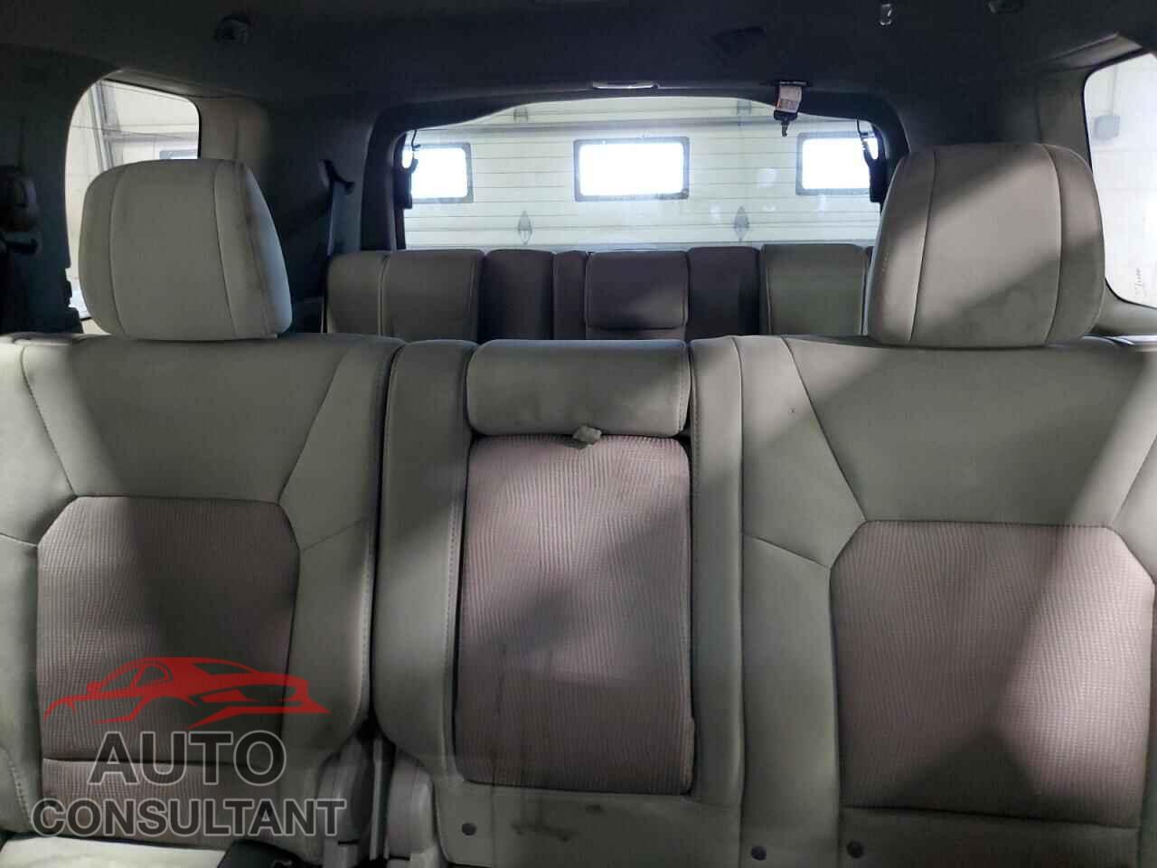 HONDA PILOT 2015 - 5FNYF4H37FB074372