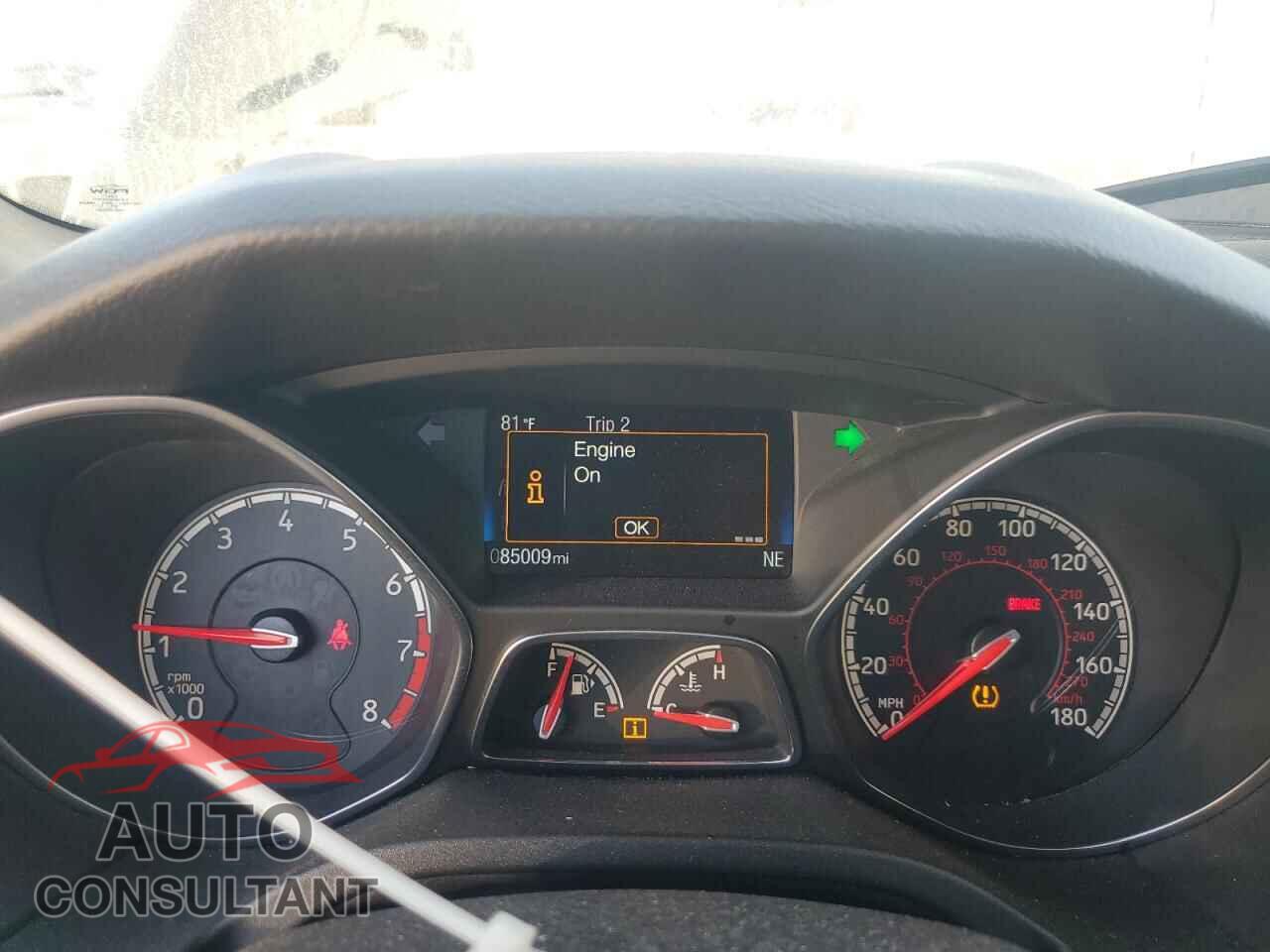 FORD FOCUS 2018 - 1FADP3L95JL246203