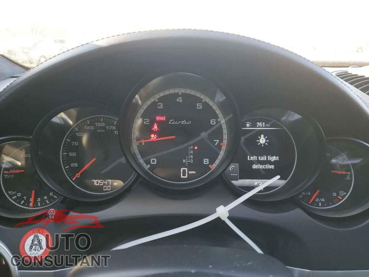 PORSCHE CAYENNE 2015 - WP1AC2A23FLA80777