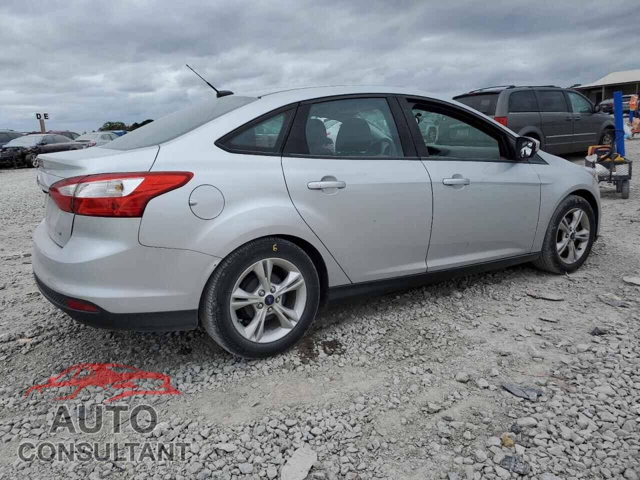 FORD FOCUS 2014 - 1FADP3F20EL453585