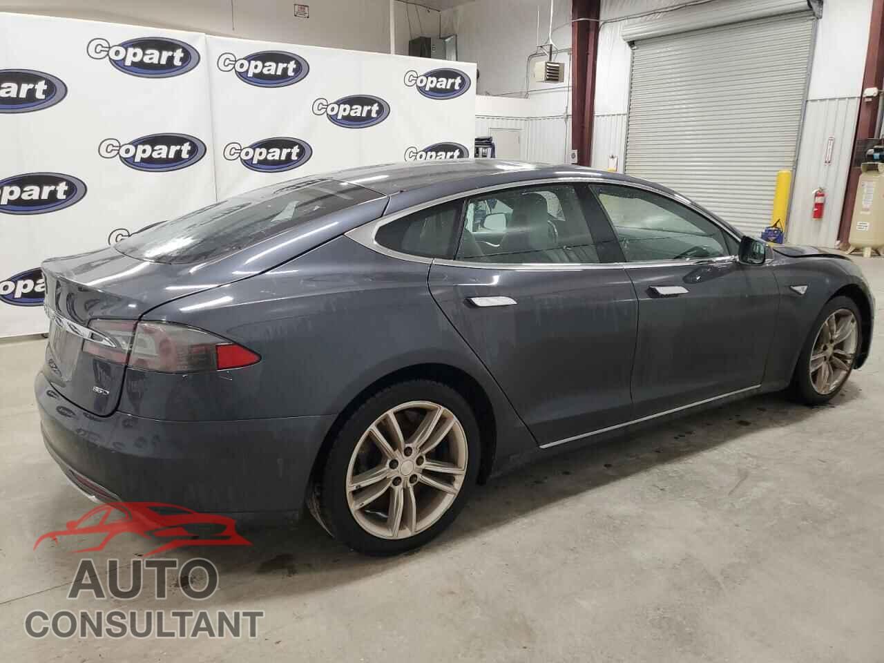 TESLA MODEL S 2015 - 5YJSA1E2XFF109744