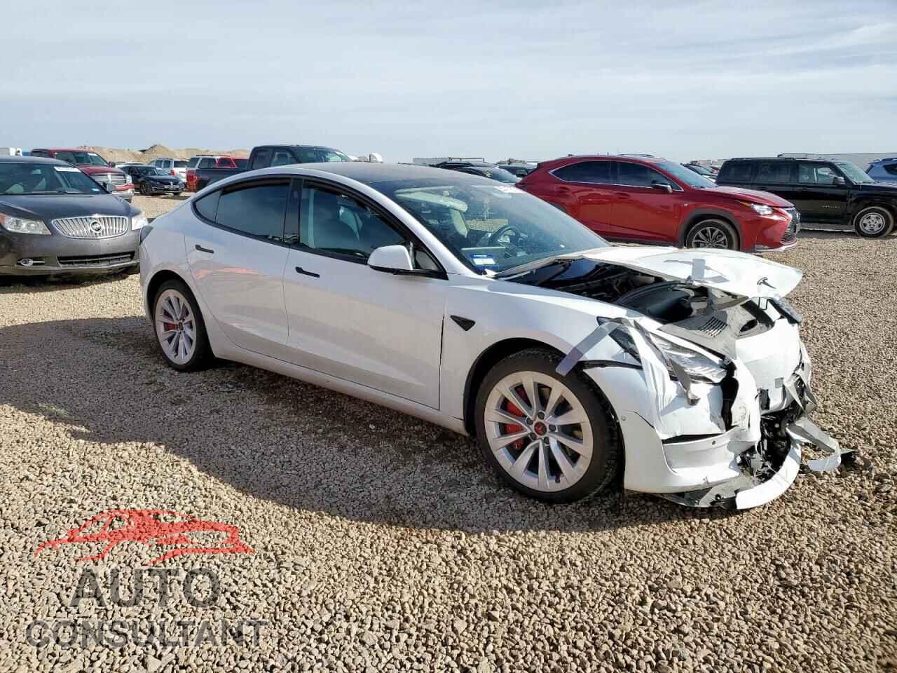 TESLA MODEL 3 2022 - 5YJ3E1EB3NF298423