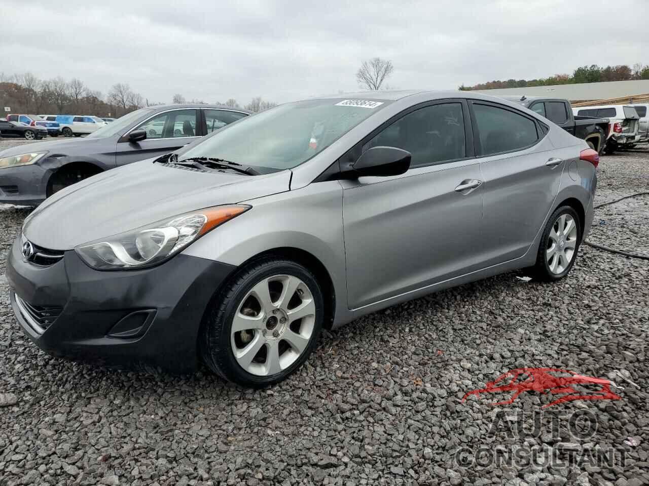 HYUNDAI ELANTRA 2013 - KMHDH4AE4DU807367