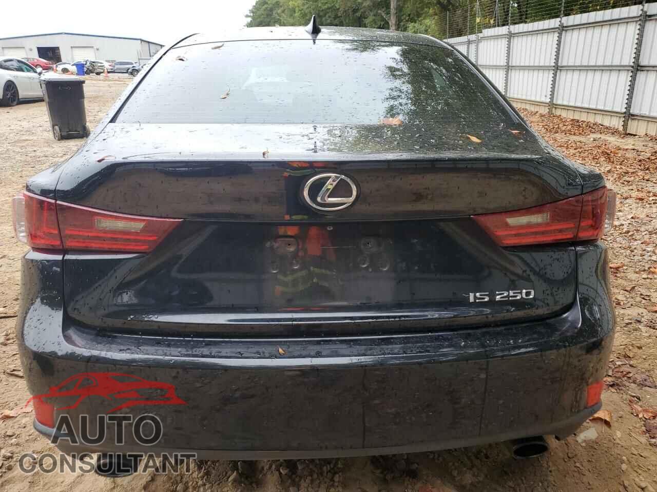 LEXUS IS 2014 - JTHBF1D29E5002542