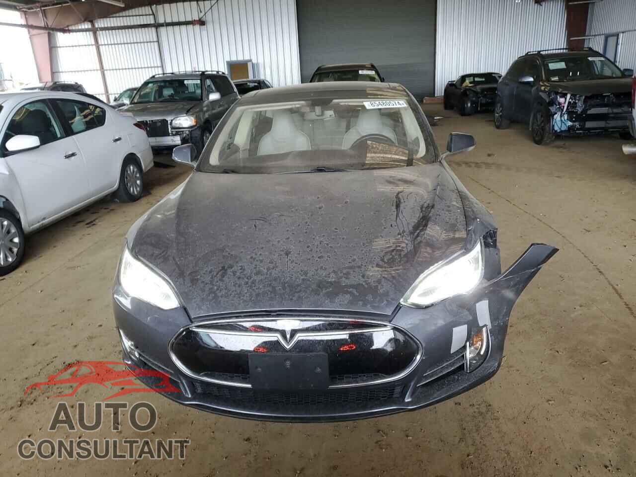 TESLA MODEL S 2013 - 5YJSA1CP7DFP21363
