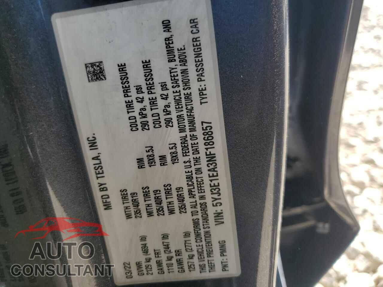 TESLA MODEL 3 2022 - 5YJ3E1EA3NF186857