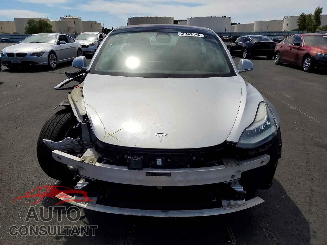 TESLA MODEL 3 2018 - 5YJ3E1EB4JF091193