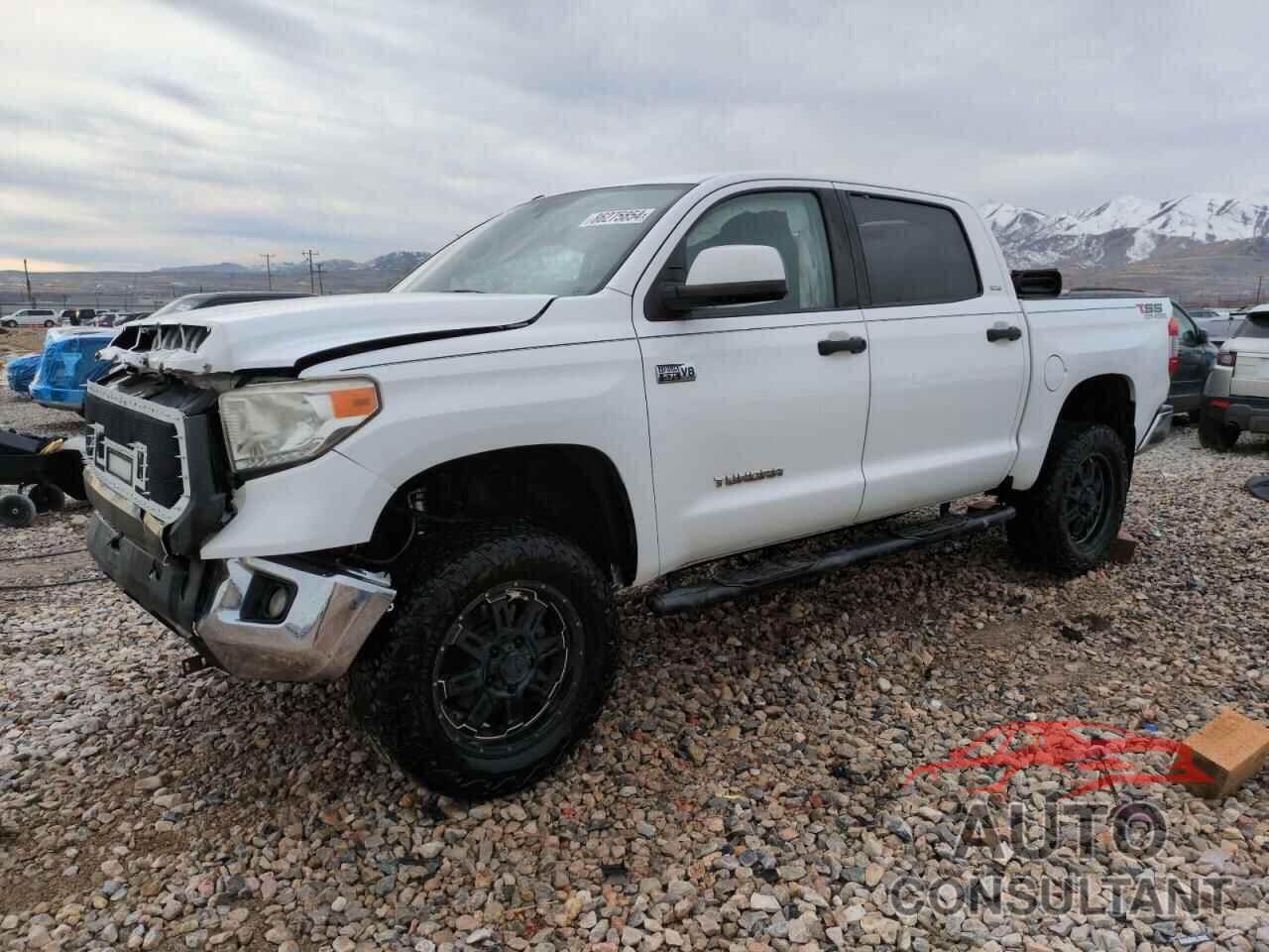 TOYOTA TUNDRA 2015 - 5TFDW5F17FX475139
