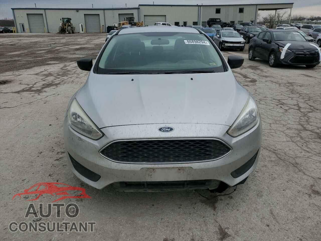 FORD FOCUS 2015 - 1FADP3E20FL367700