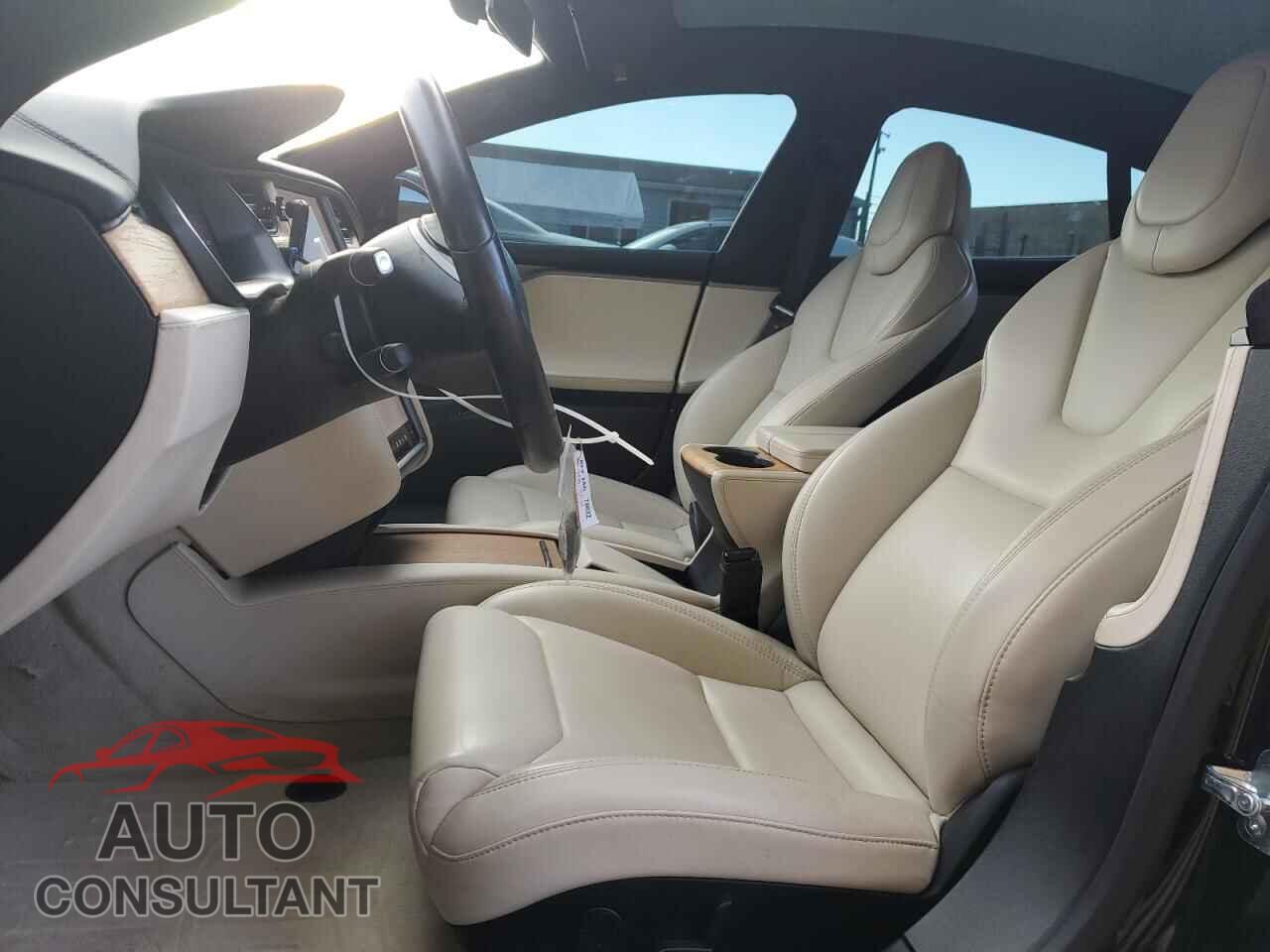 TESLA MODEL S 2019 - 5YJSA1E26KF347911