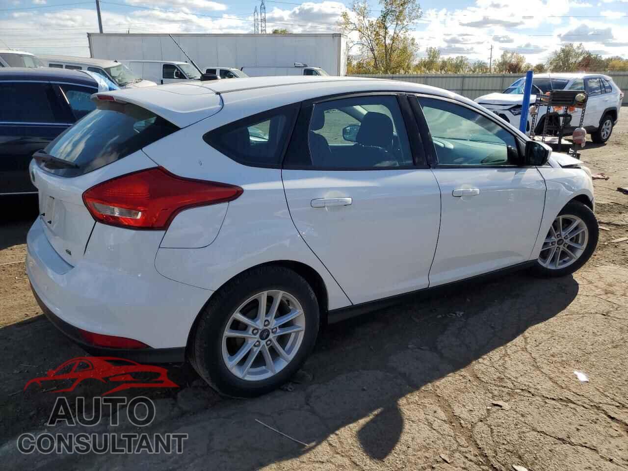 FORD FOCUS 2018 - 1FADP3K20JL258537