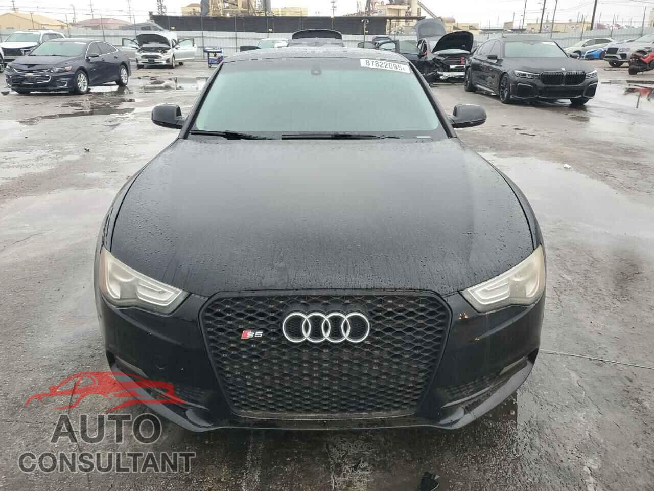 AUDI A5 2013 - WAULFAFR3DA003334