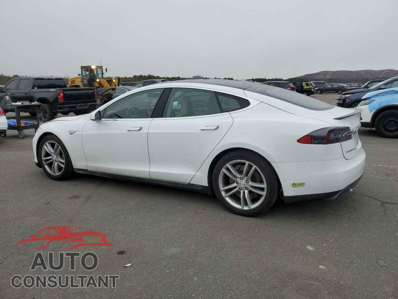 TESLA MODEL S 2013 - 5YJSA1CPXDFP14634