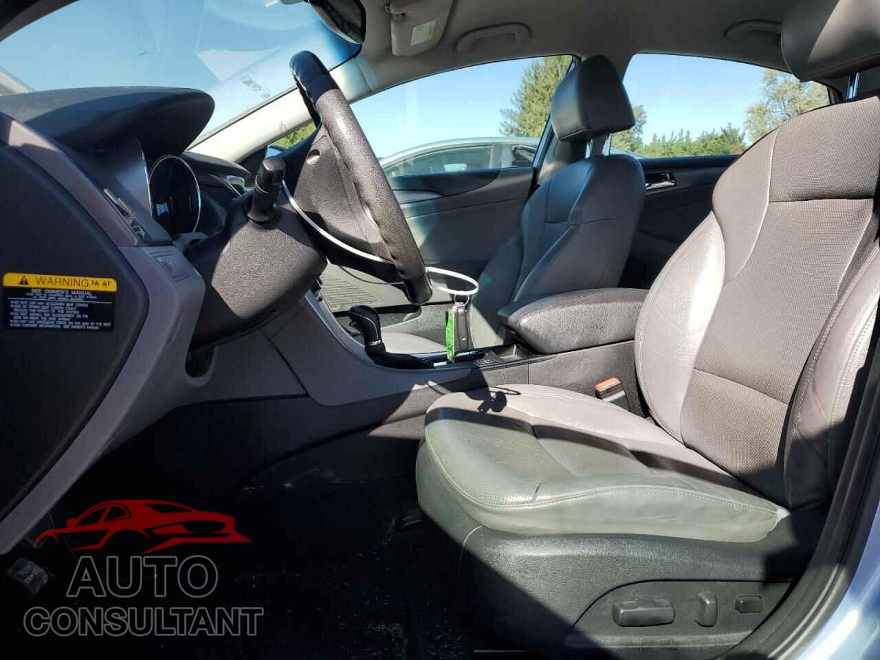 HYUNDAI SONATA 2012 - KMHEC4A41CA058537