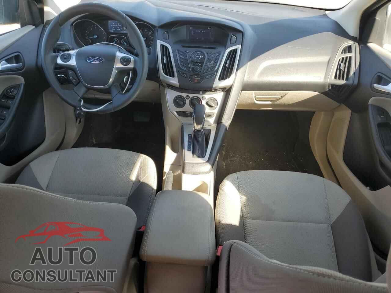 FORD FOCUS 2014 - 1FADP3F2XEL367443