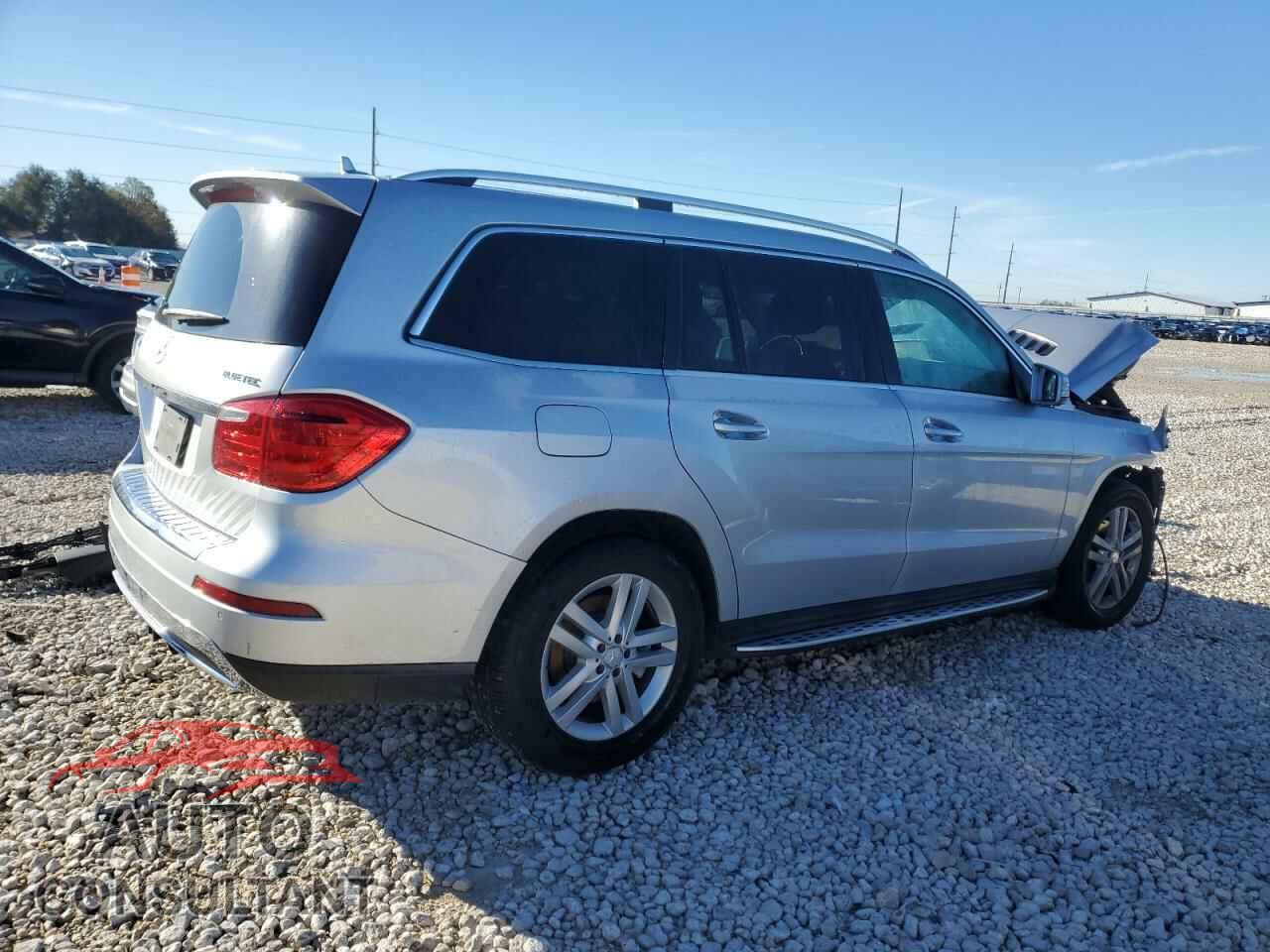 MERCEDES-BENZ GL-CLASS 2016 - 4JGDF2EE8GA699202