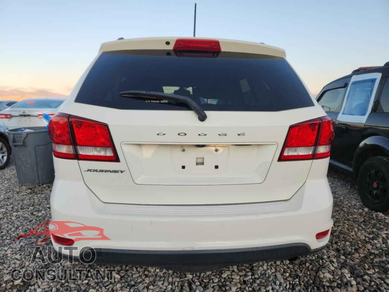 DODGE JOURNEY 2019 - 3C4PDCBB0KT856553