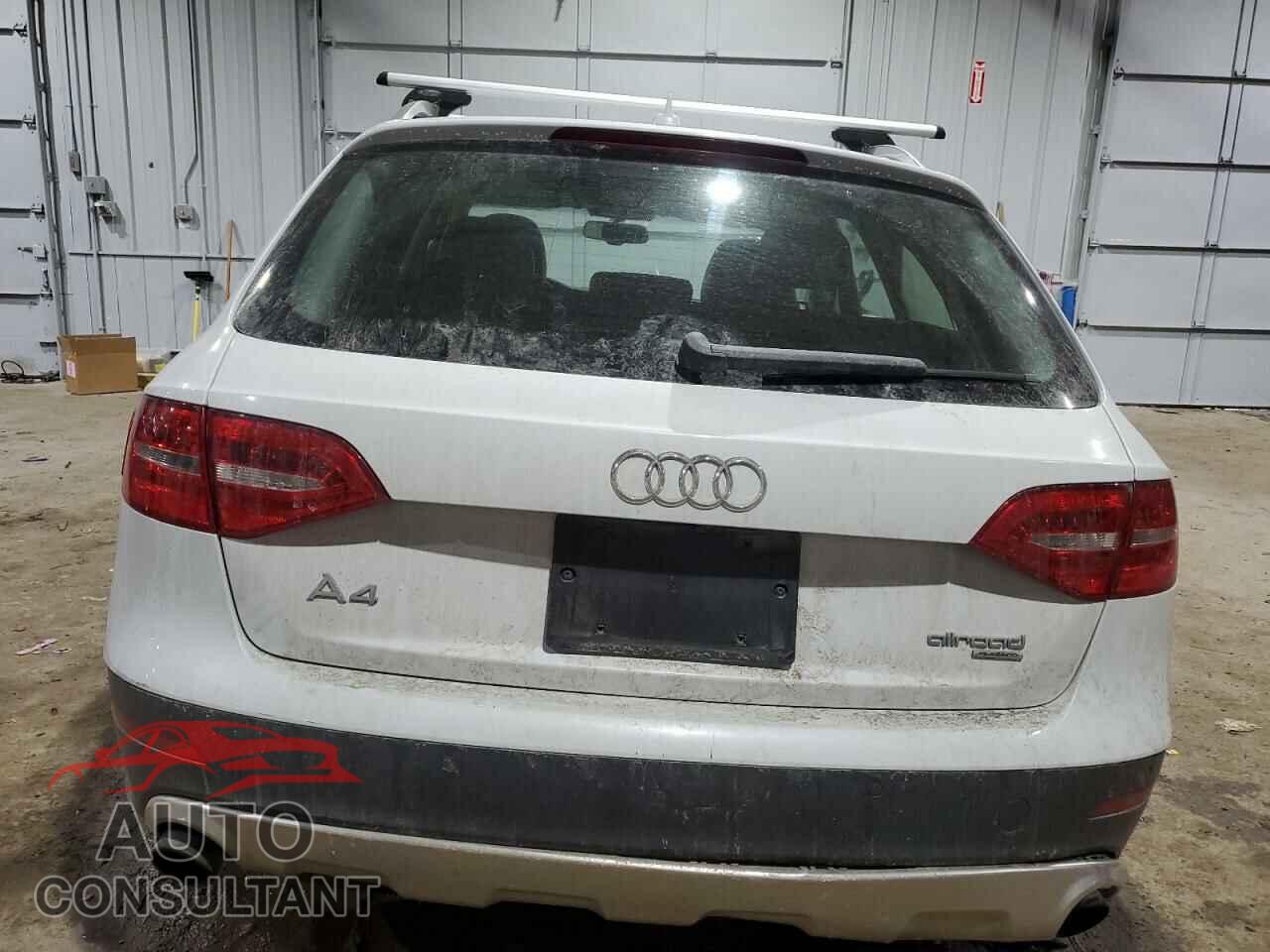 AUDI A4 2013 - WA1UFAFL1DA204212