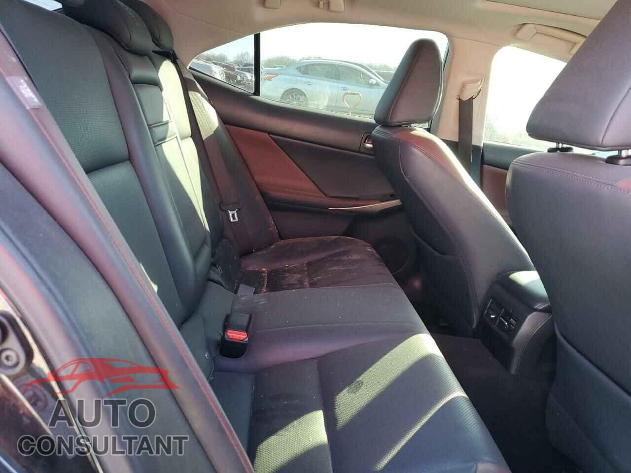 LEXUS IS 2017 - JTHBA1D25H5046377