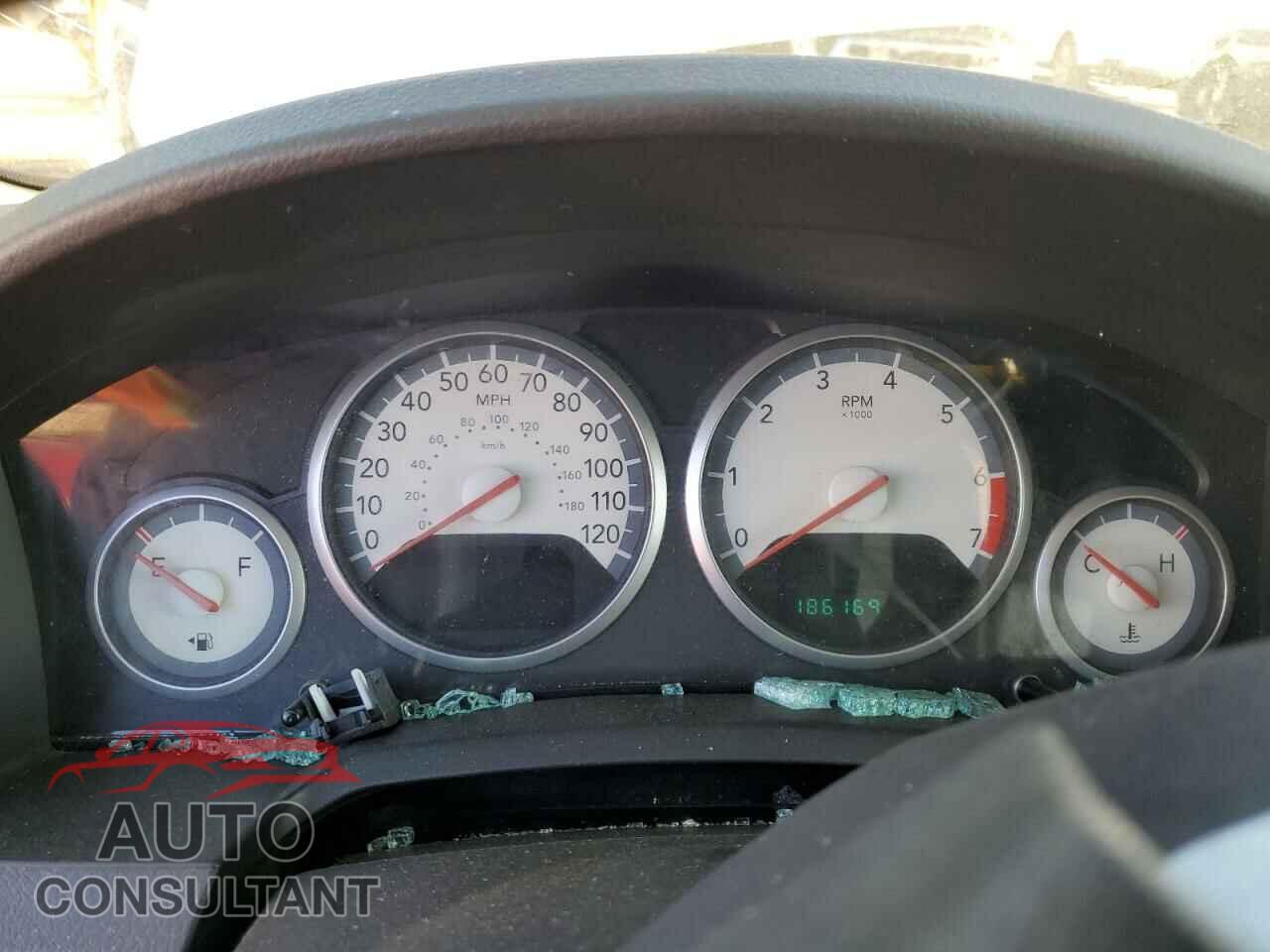 DODGE CARAVAN 2010 - 2D4RN5D1XAR245052