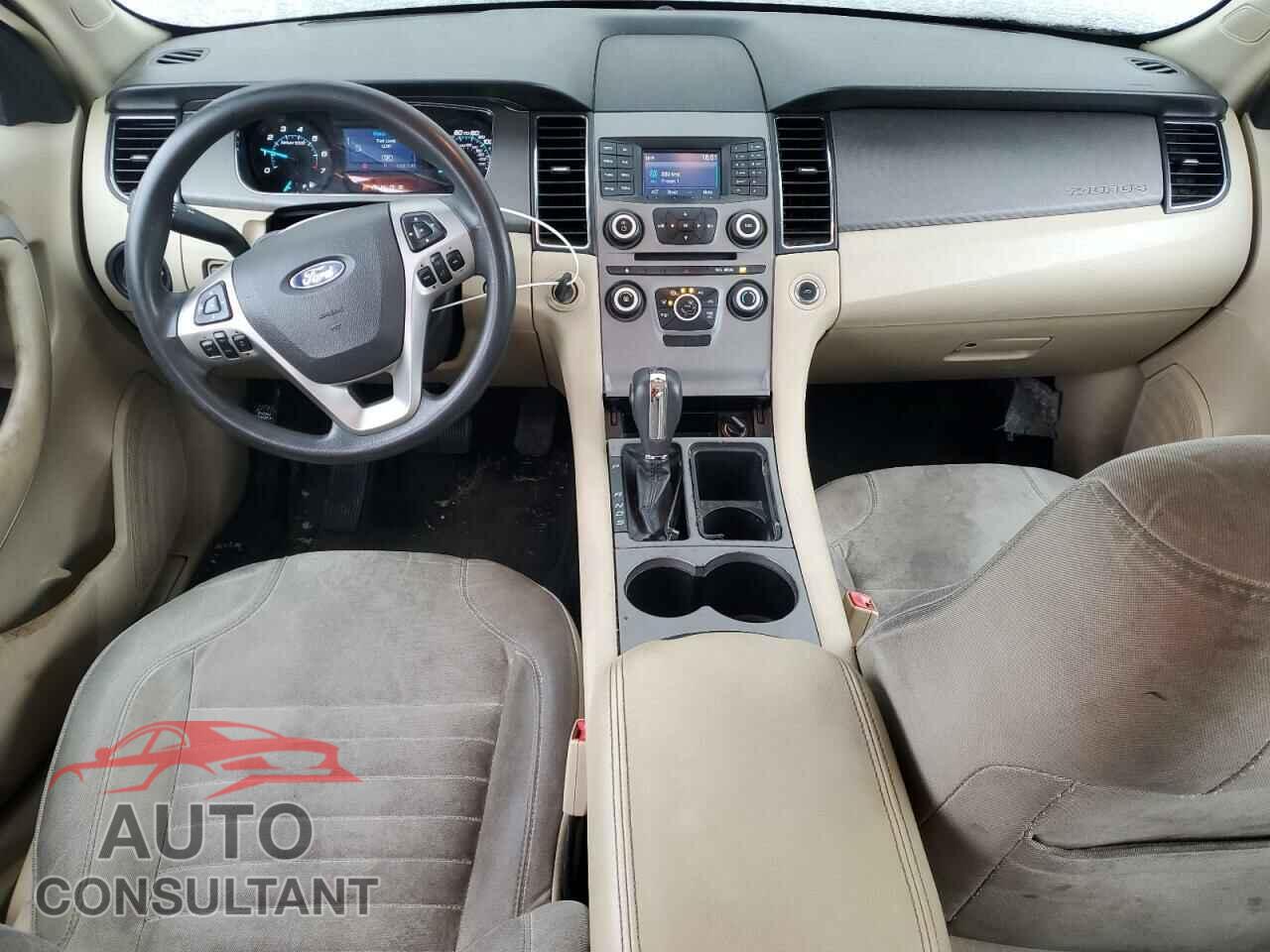 FORD TAURUS 2015 - 1FAHP2D83FG204176