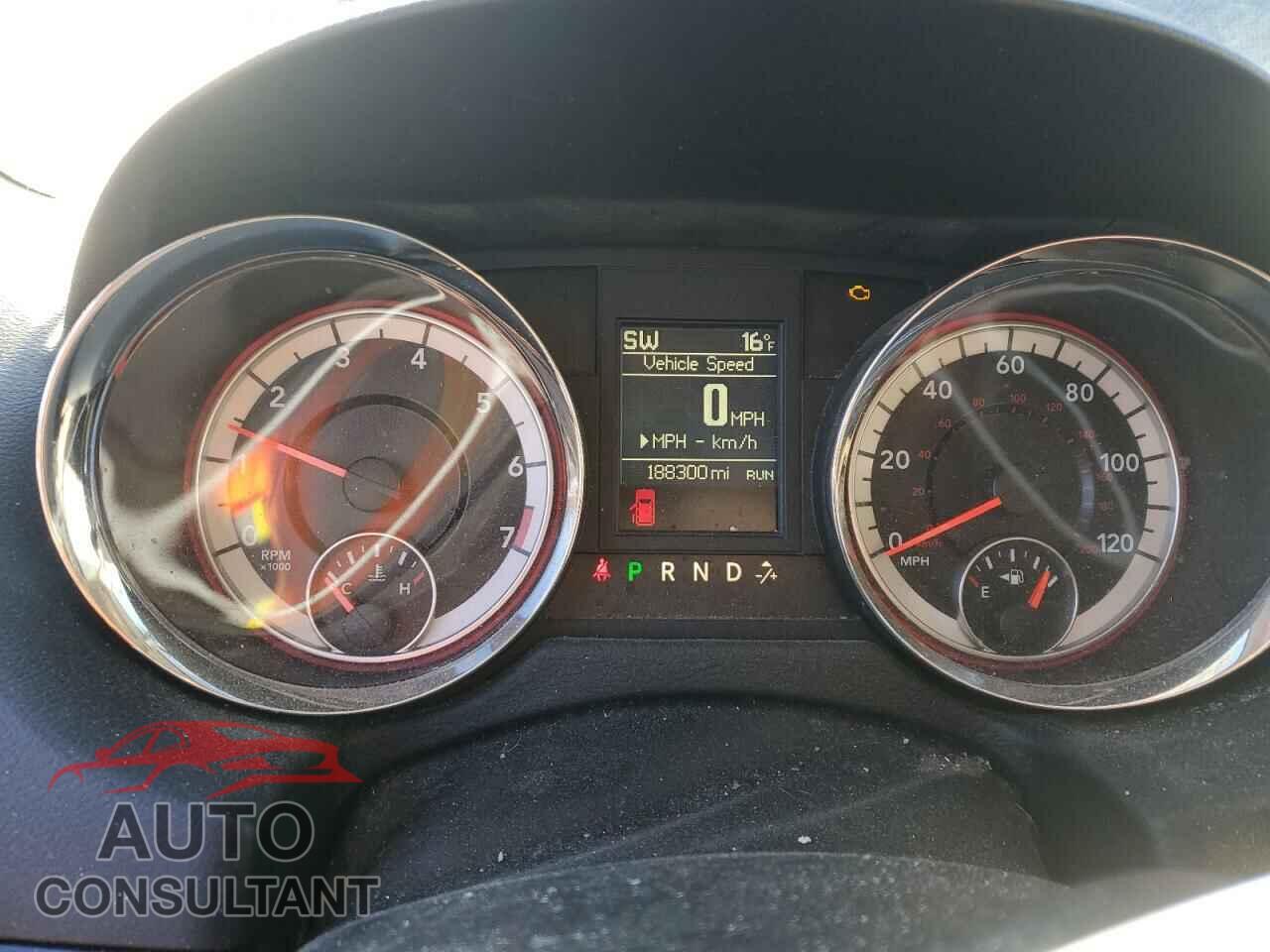 DODGE CARAVAN 2016 - 2C4RDGCG3GR272524