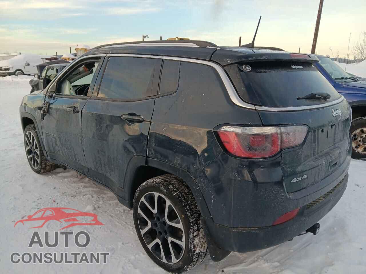 JEEP COMPASS 2018 - 3C4NJDCB9JT108256
