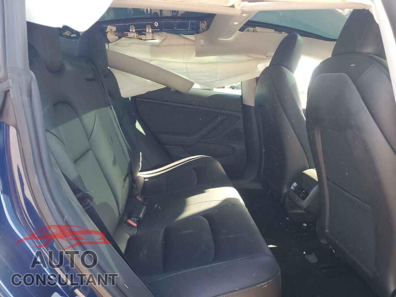 TESLA MODEL 3 2019 - 5YJ3E1EB2KF231386