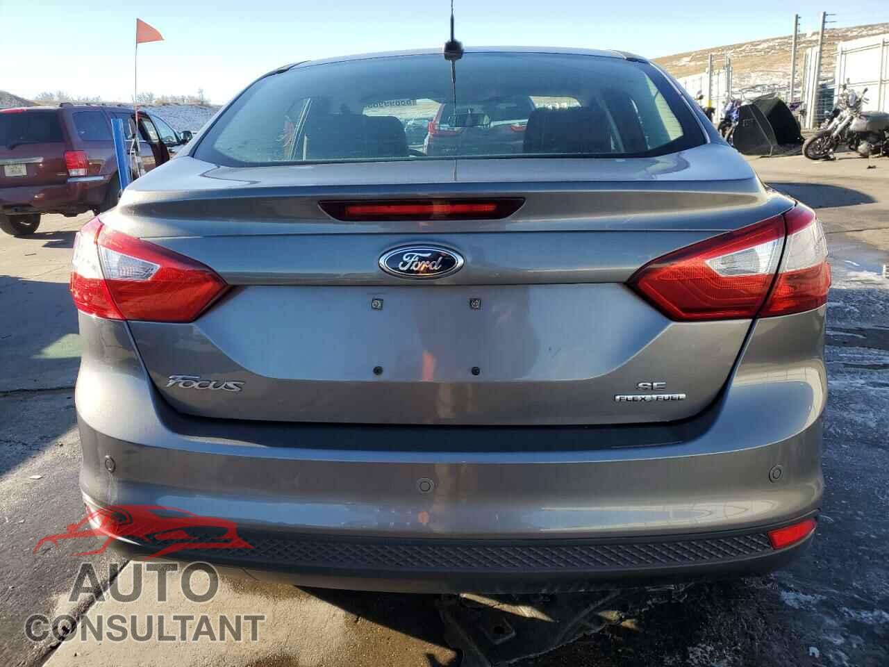 FORD FOCUS 2014 - 1FADP3F23EL293895