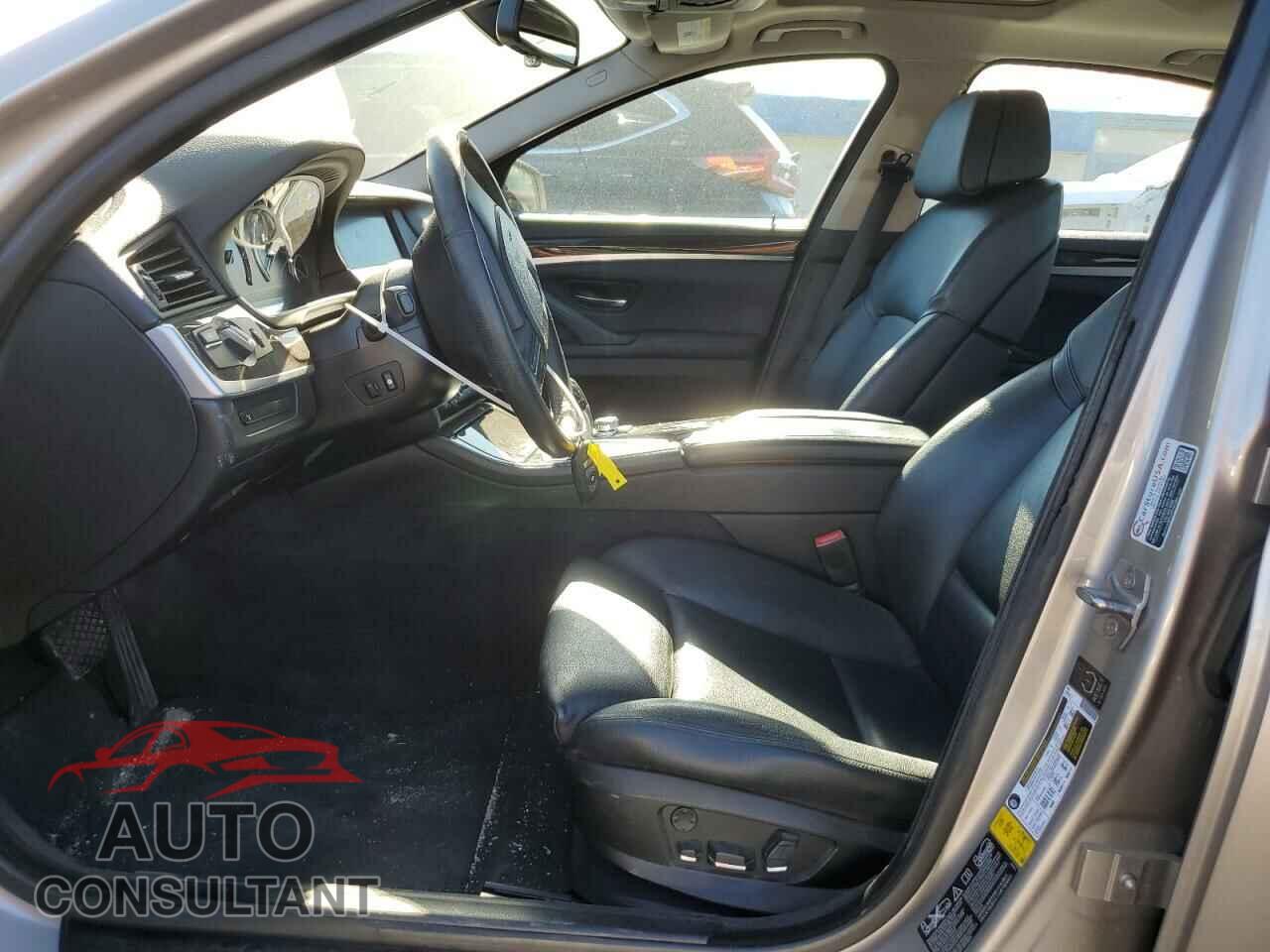 BMW 5 SERIES 2013 - WBAFU7C52DDU70508