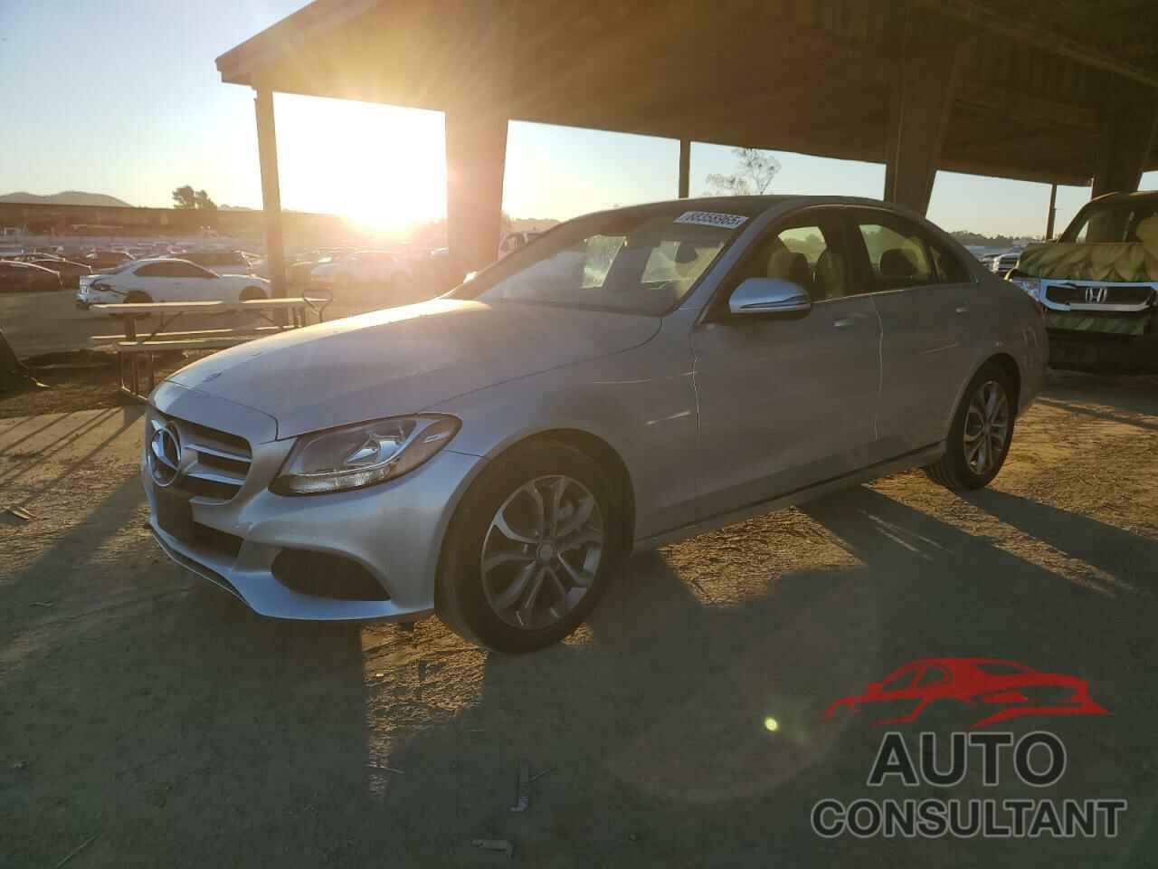 MERCEDES-BENZ C-CLASS 2016 - 55SWF4JB8GU144714