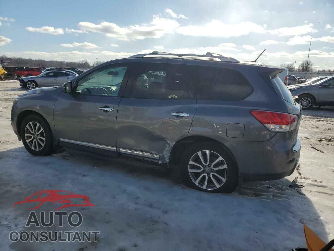 NISSAN PATHFINDER 2015 - 5N1AR2MM7FC631852