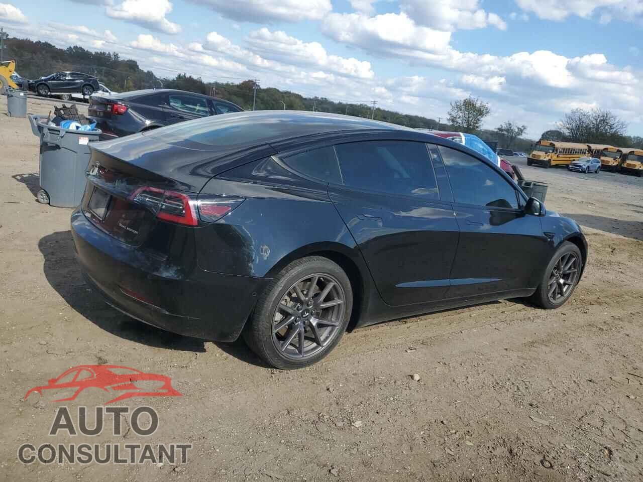 TESLA MODEL 3 2021 - 5YJ3E1EBXMF053438