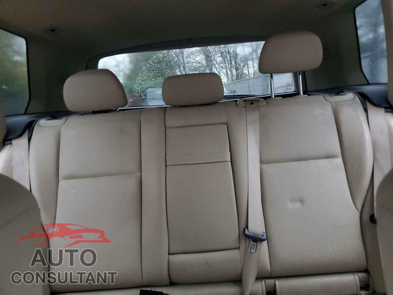 MERCEDES-BENZ GLK-CLASS 2012 - WDCGG8HB5CF900175