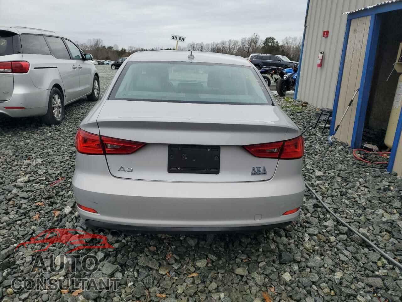 AUDI A3 2015 - WAUACGFF5F1019675