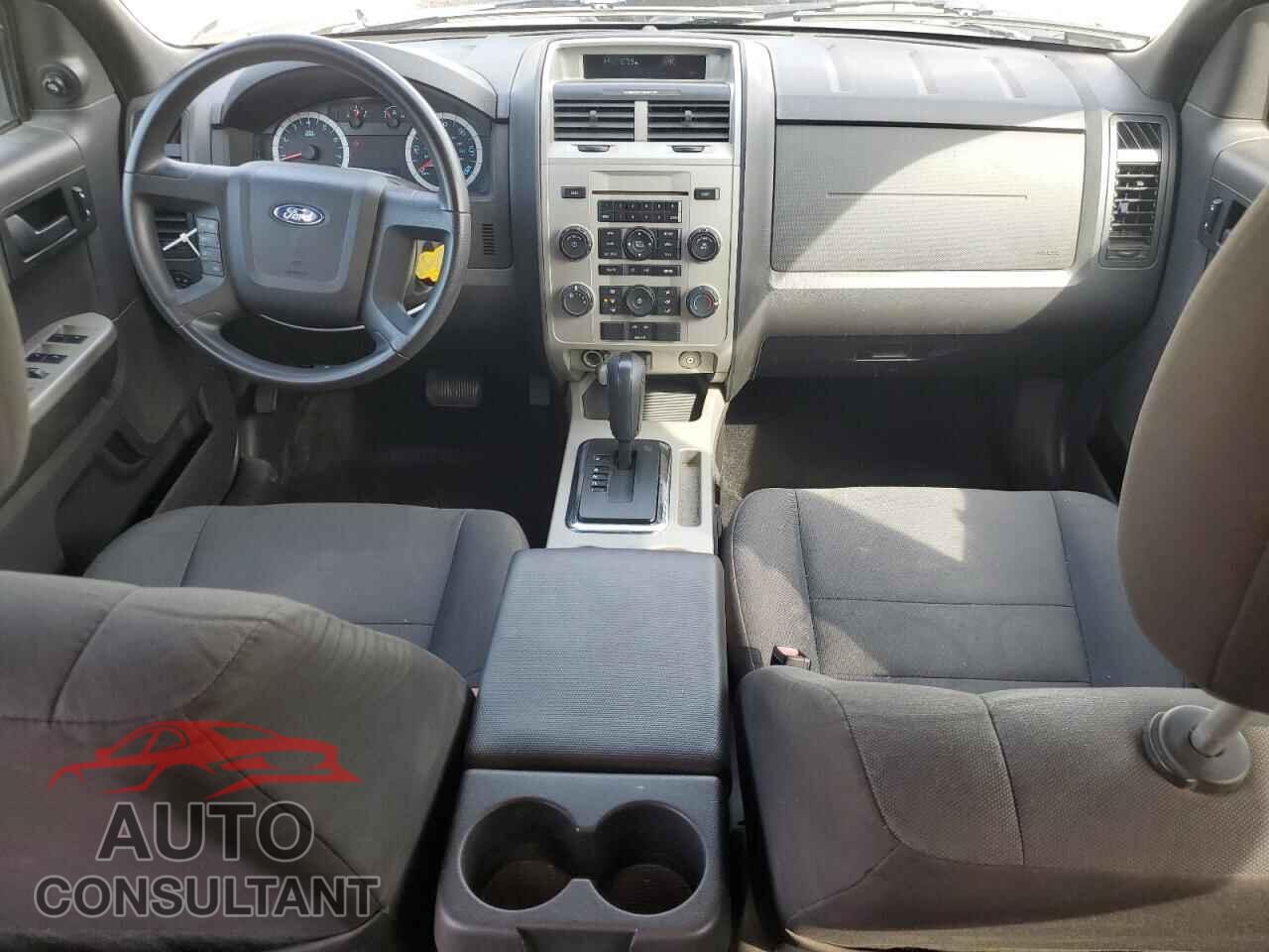FORD ESCAPE 2011 - 1FMCU0DG1BKA23833