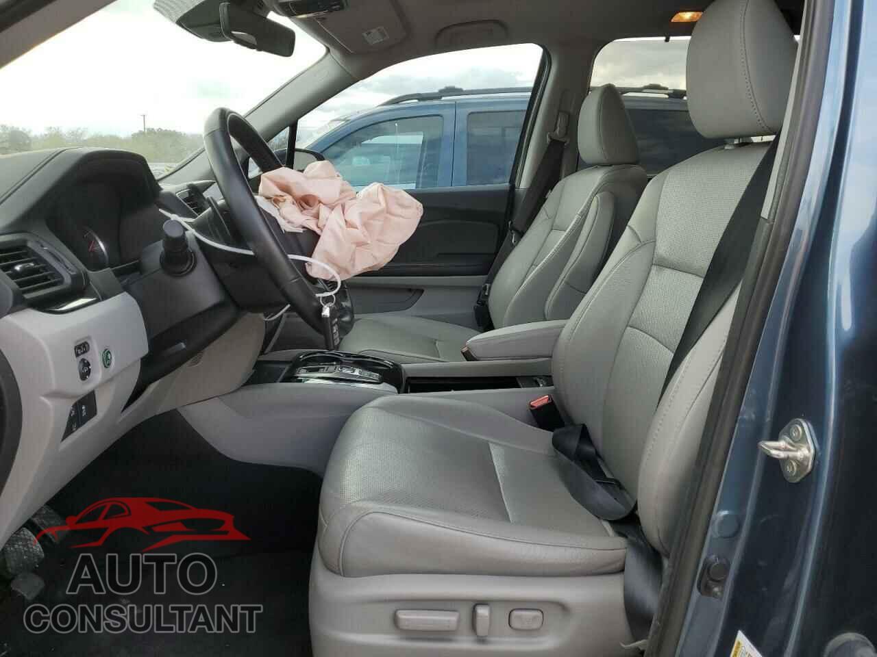 HONDA PILOT 2019 - 5FNYF6H06KB074990