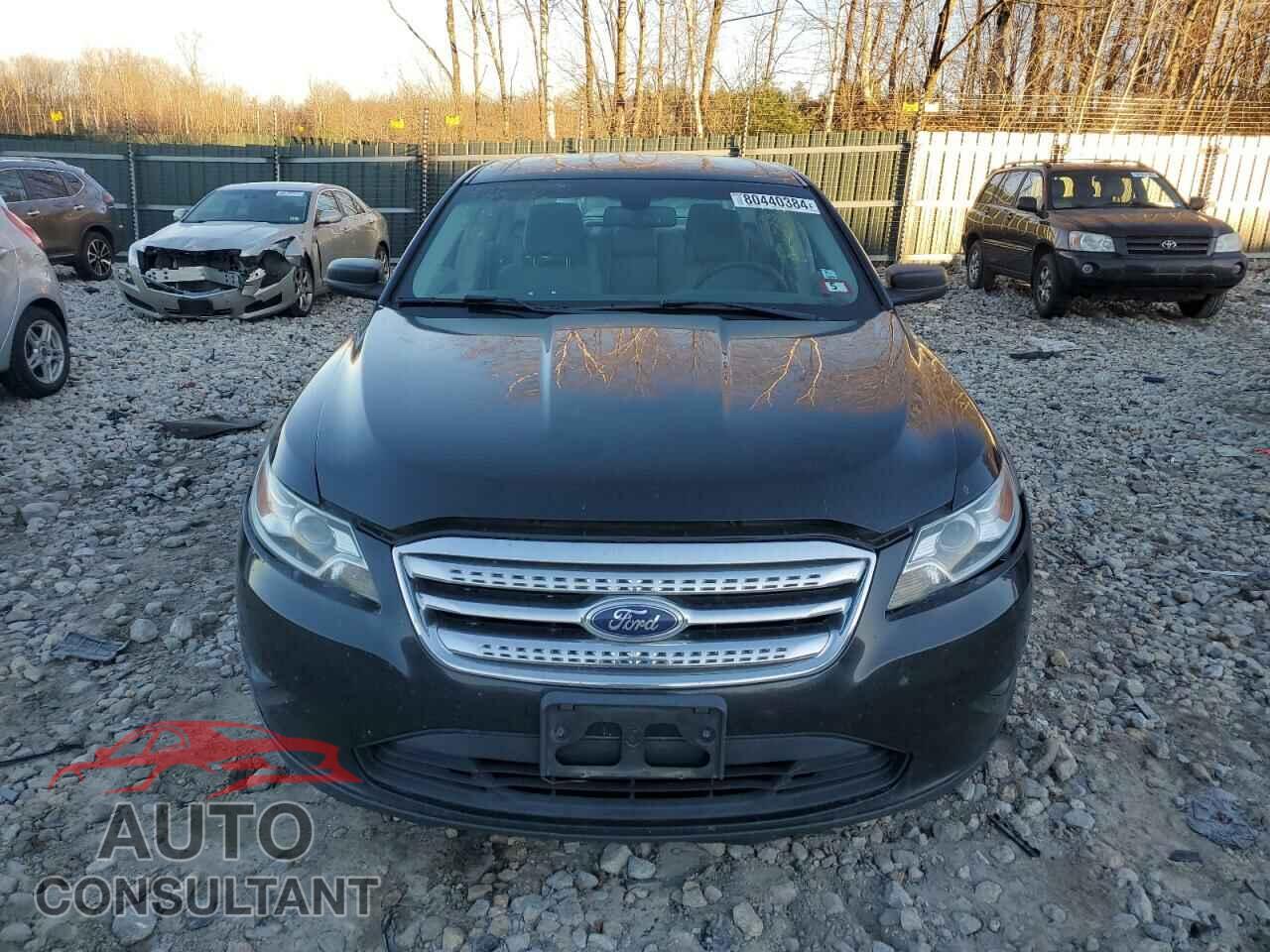 FORD TAURUS 2012 - 1FAHP2DW9CG136024