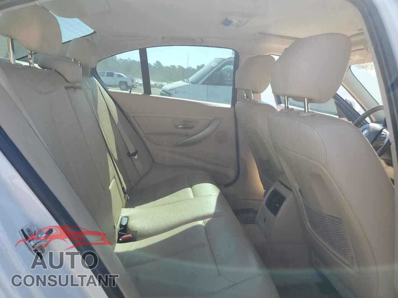 BMW 3 SERIES 2012 - WBA3A5C55CF345876
