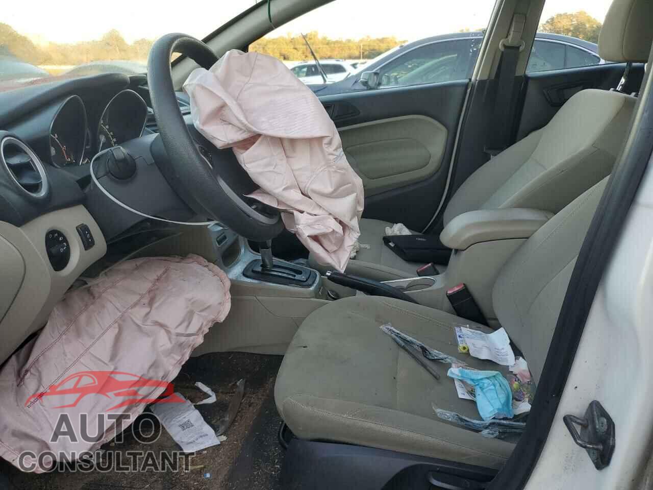 FORD FIESTA 2018 - 3FADP4EJ0JM143427