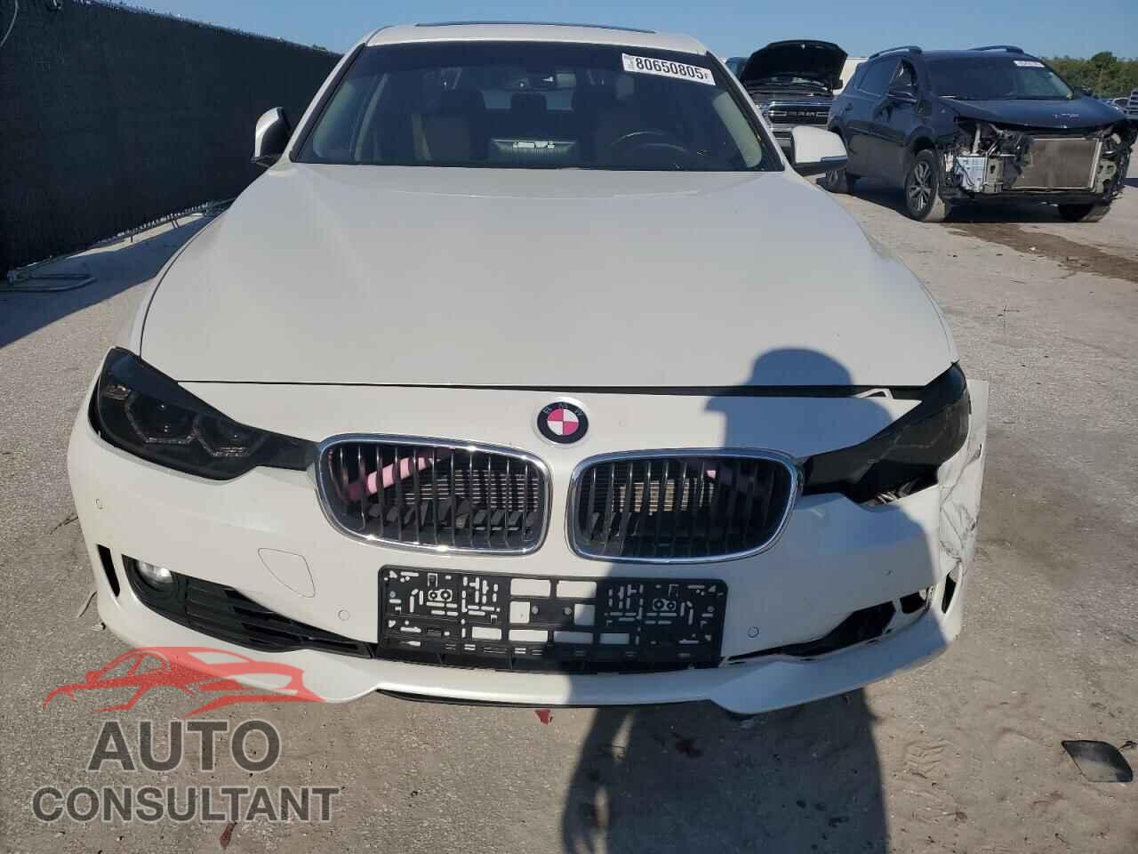 BMW 3 SERIES 2013 - WBA3A5G54DNP20321