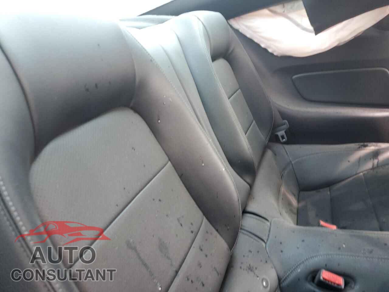 FORD MUSTANG 2015 - 1FA6P8CF2F5310835