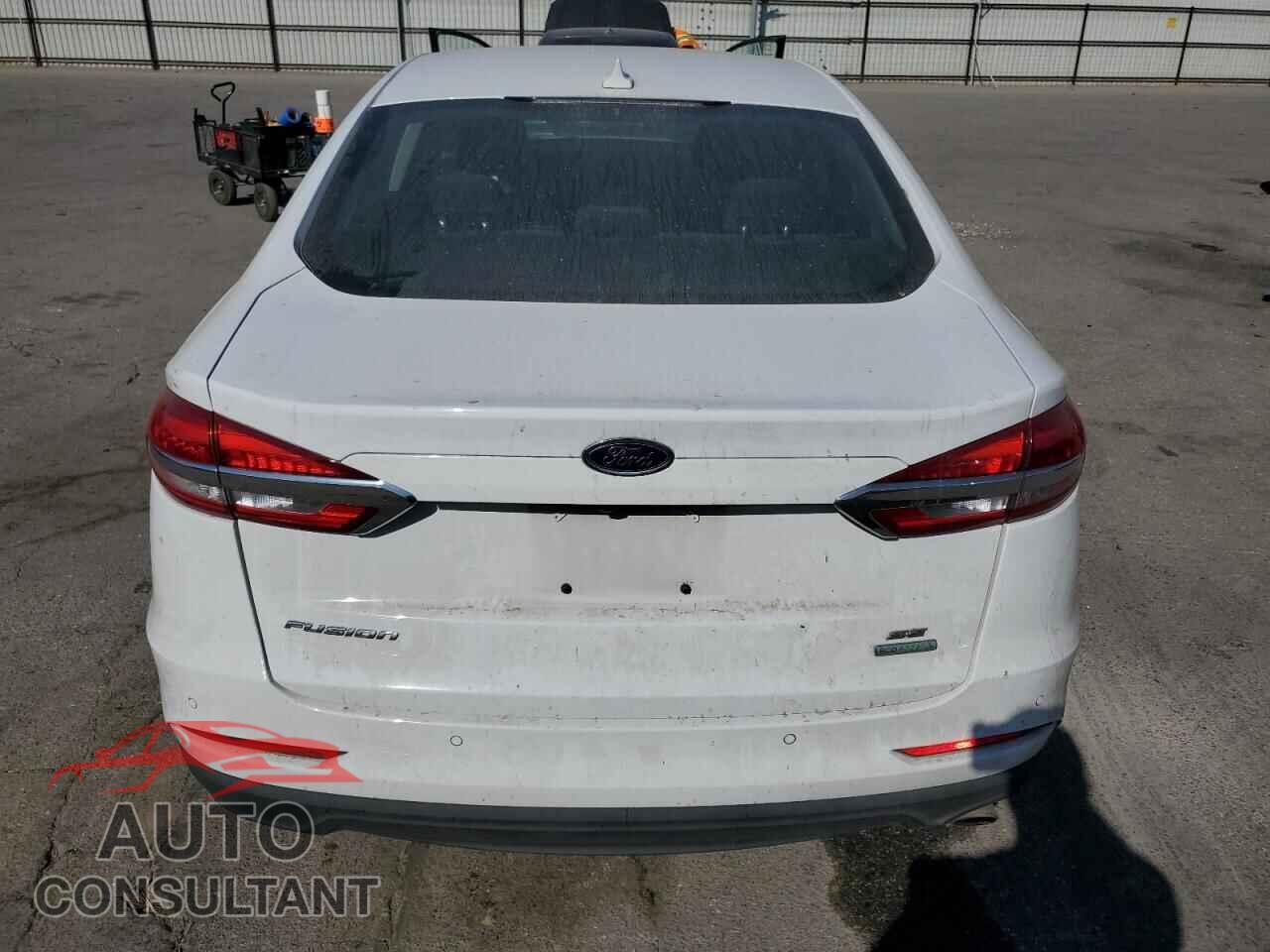 FORD FUSION 2019 - 3FA6P0HD7KR201626