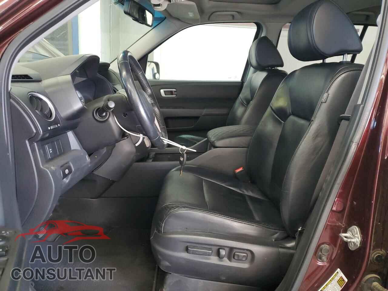 HONDA PILOT 2011 - 5FNYF4H58BB060833
