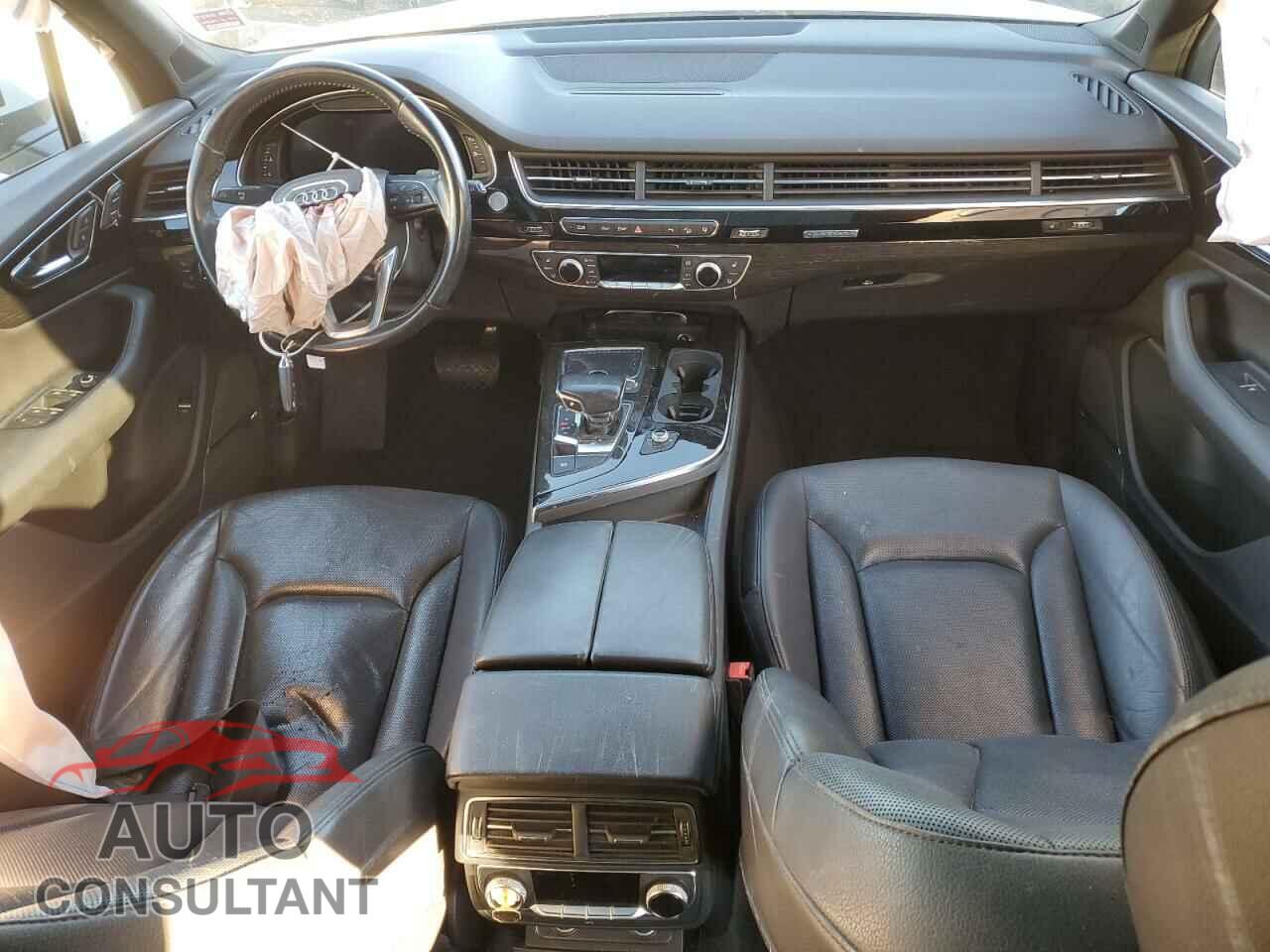 AUDI Q7 2017 - WA1LAAF75HD032123