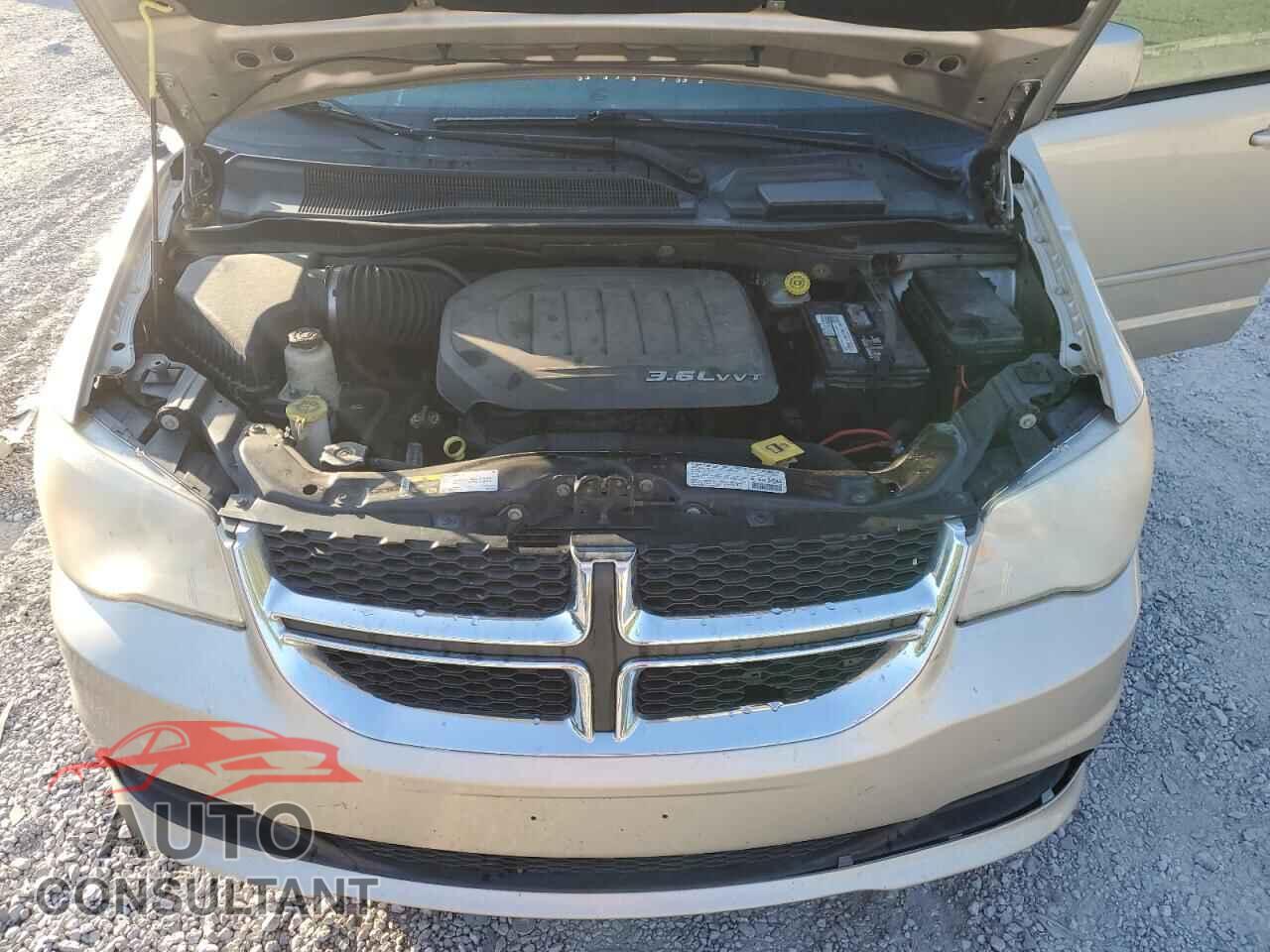 DODGE CARAVAN 2013 - 2C4RDGCG1DR575507
