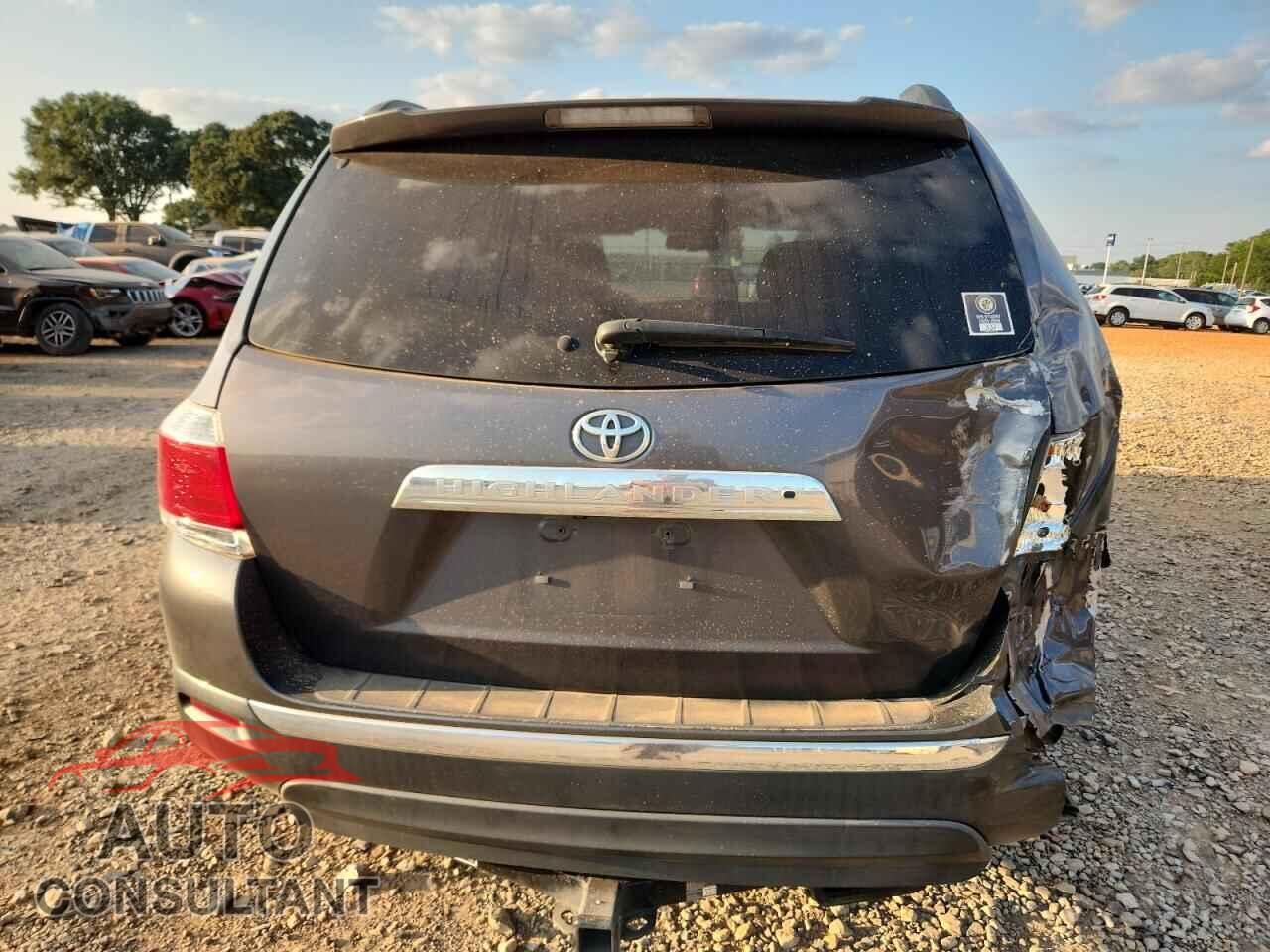 TOYOTA HIGHLANDER 2013 - 5TDYK3EH8DS101397