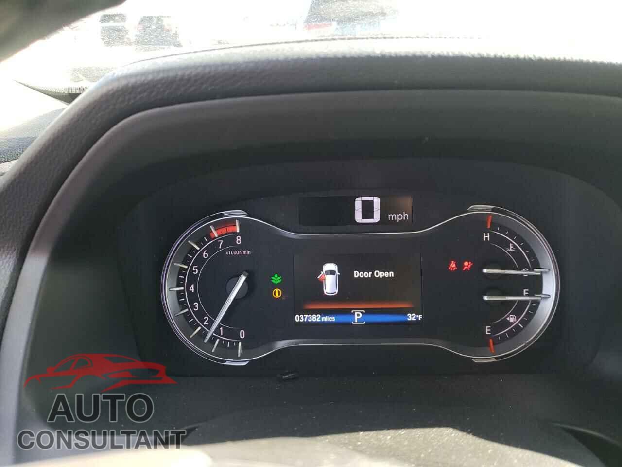 HONDA PILOT 2017 - 5FNYF6H56HB059829