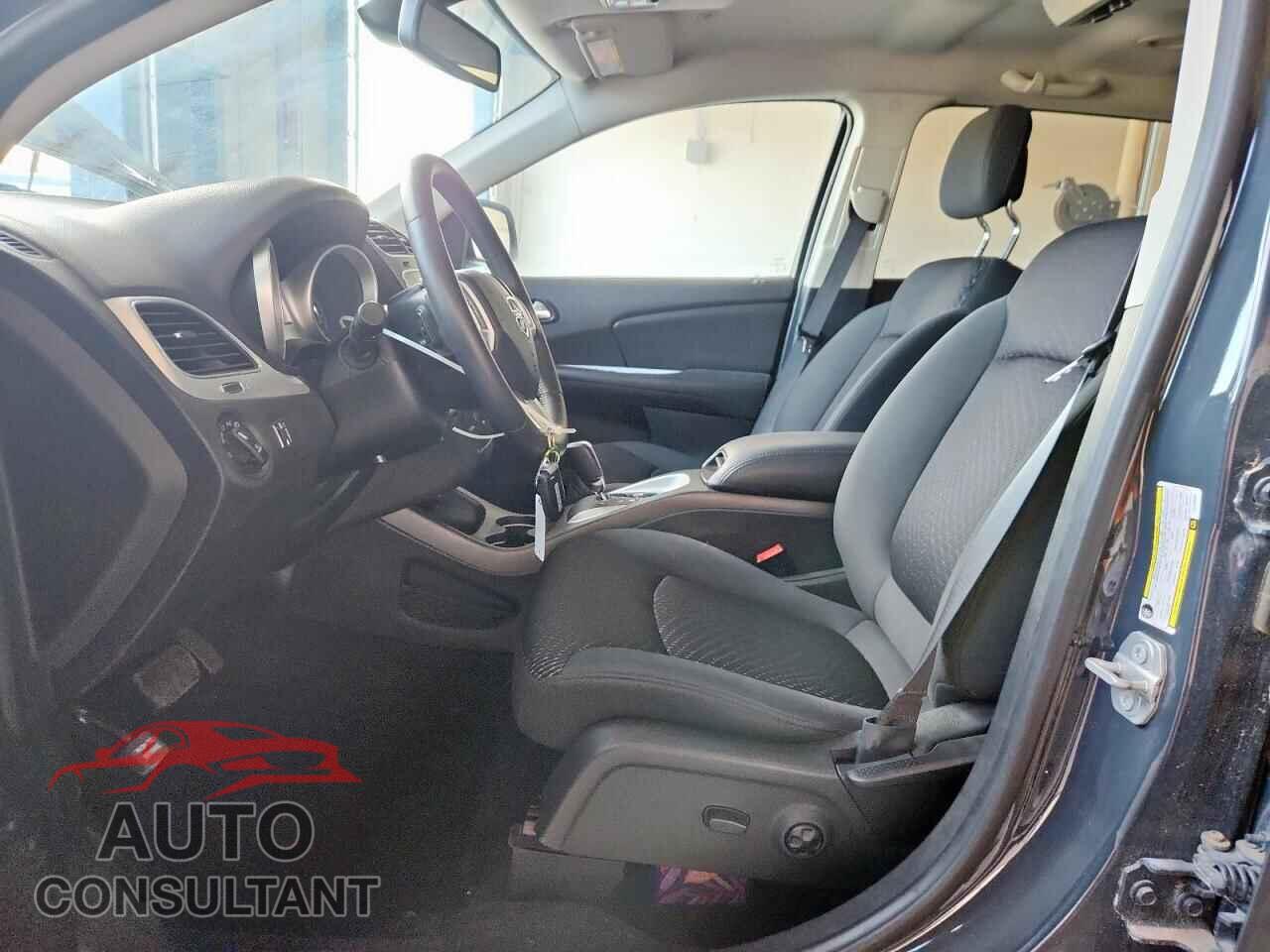 DODGE JOURNEY 2018 - 3C4PDCBG5JT476599