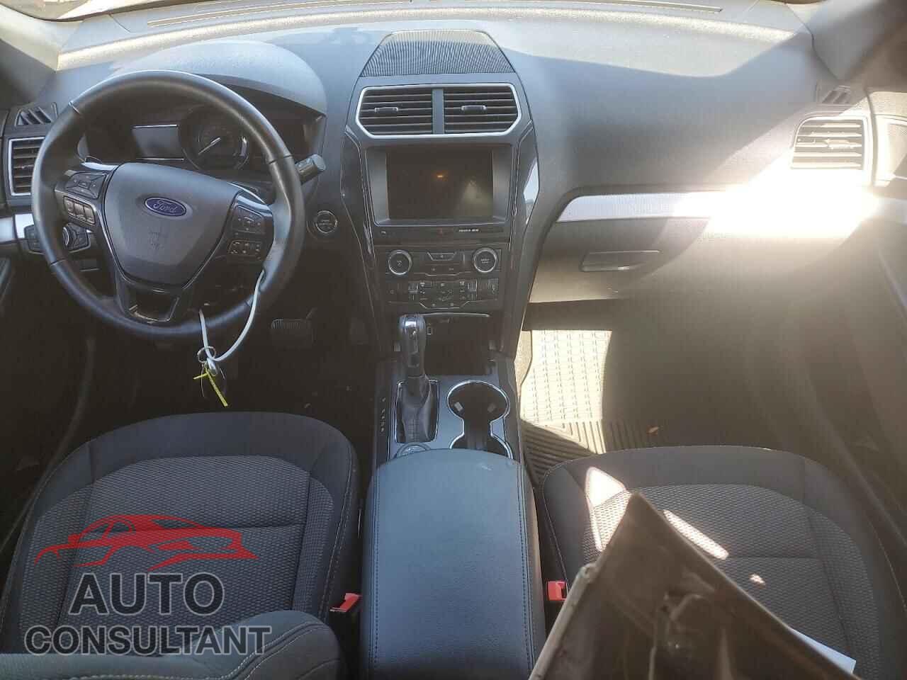 FORD EXPLORER 2017 - 1FM5K8D89HGD43032